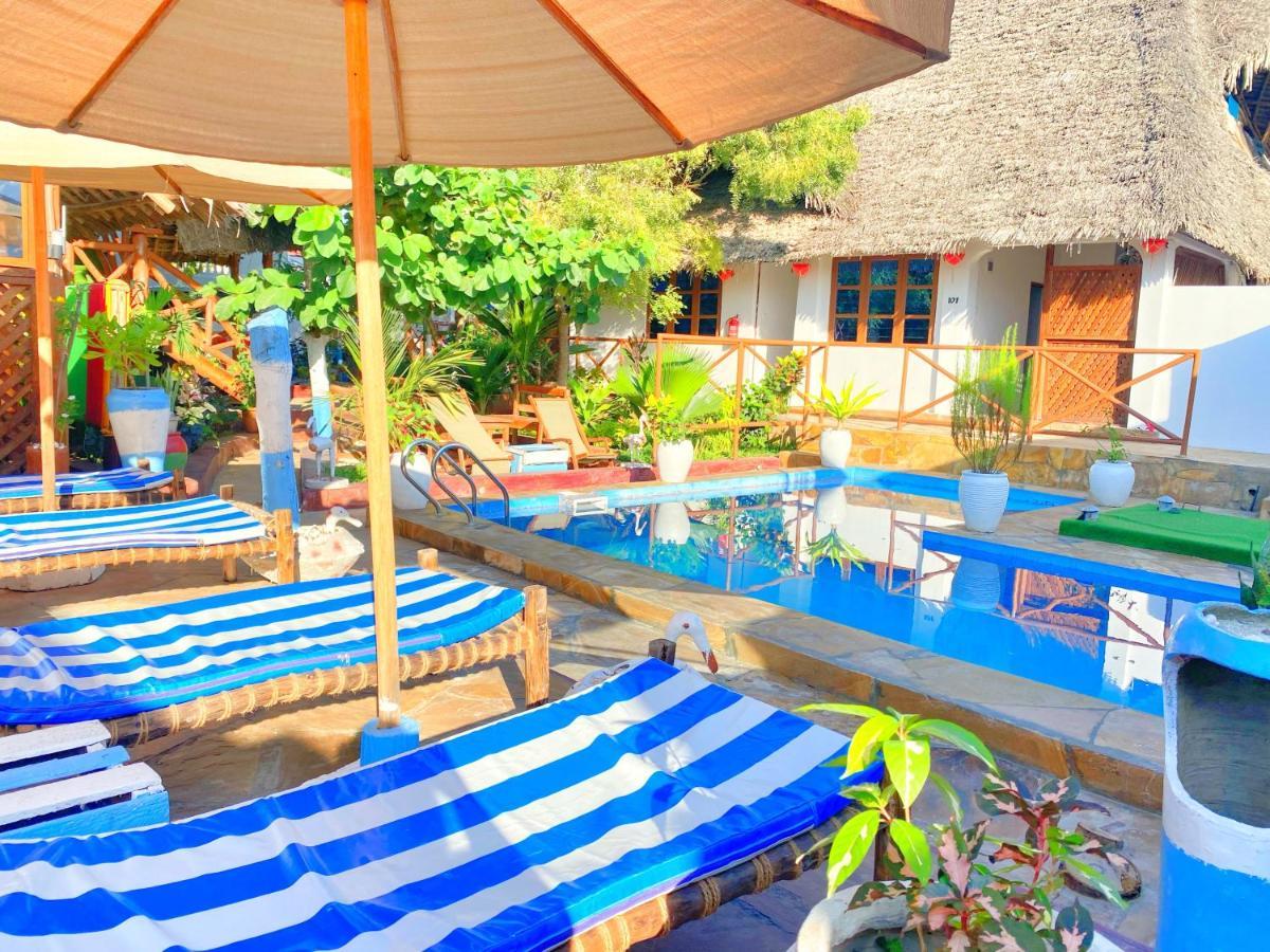 Utulivu Bungalow นูงวี ภายนอก รูปภาพ