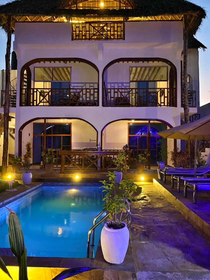 Utulivu Bungalow นูงวี ภายนอก รูปภาพ