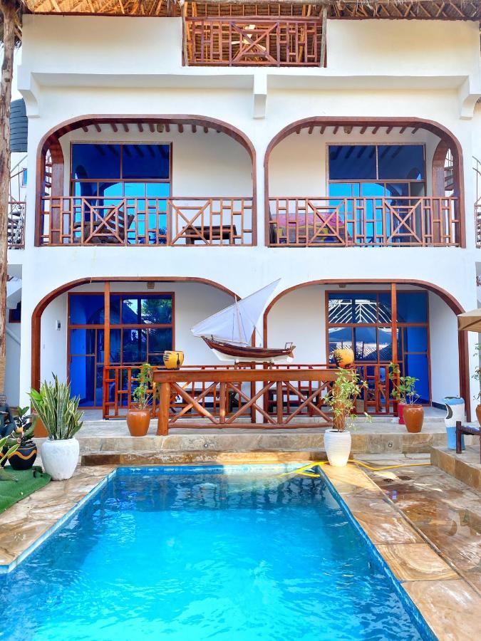 Utulivu Bungalow นูงวี ภายนอก รูปภาพ