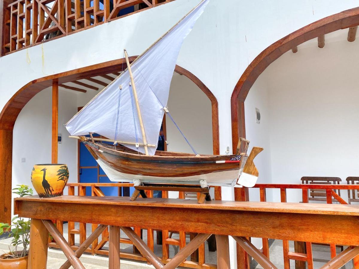 Utulivu Bungalow นูงวี ภายนอก รูปภาพ
