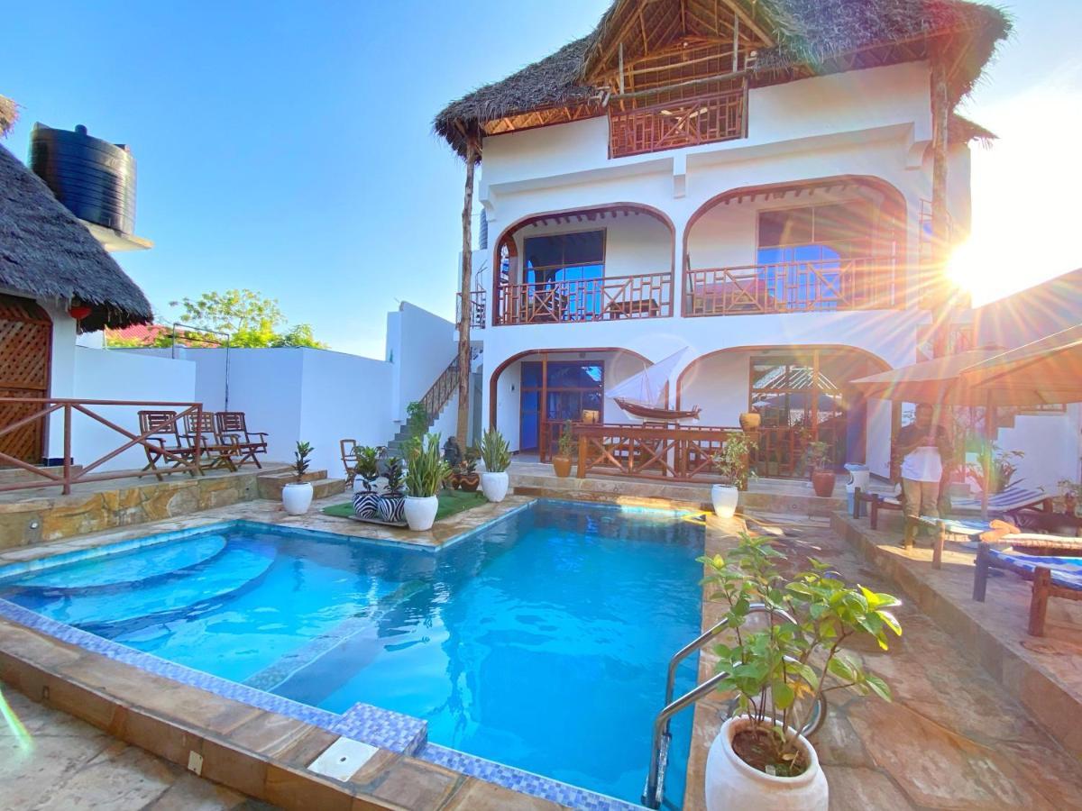 Utulivu Bungalow นูงวี ภายนอก รูปภาพ