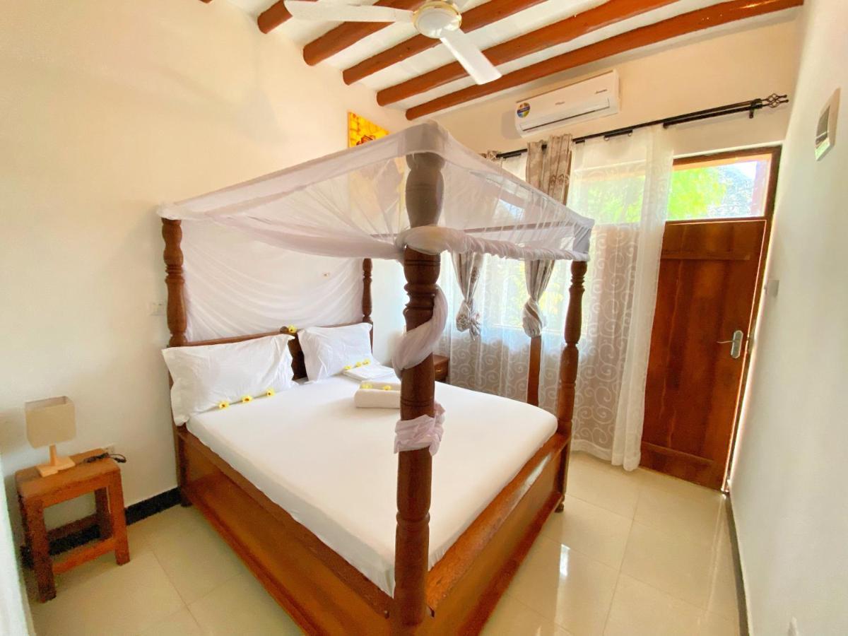 Utulivu Bungalow นูงวี ภายนอก รูปภาพ