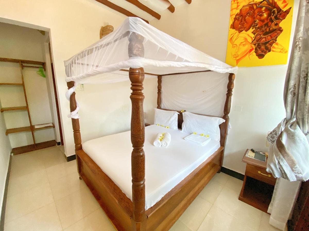 Utulivu Bungalow นูงวี ภายนอก รูปภาพ